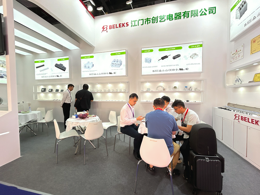 1761611553721158.png test03.png